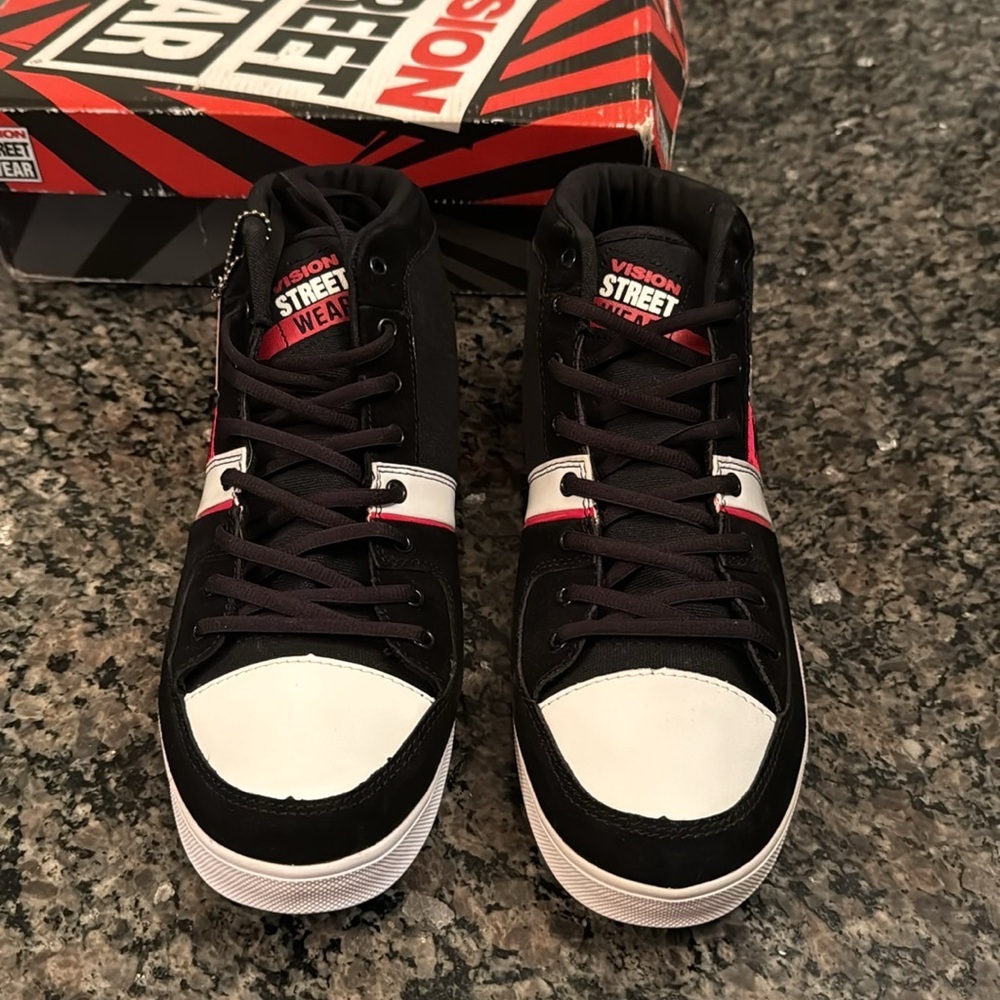 Vision Street Wear Santiago sneakers NIB 12 - Picture 3 of 9